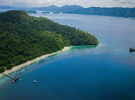 Tauchresort auf Gam am Eingang zur Kabuy Bay · Raja Ampat 