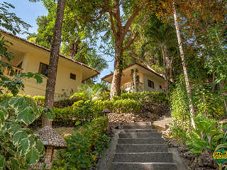 Bungalows im Tauchresort Sipalay auf Negros 